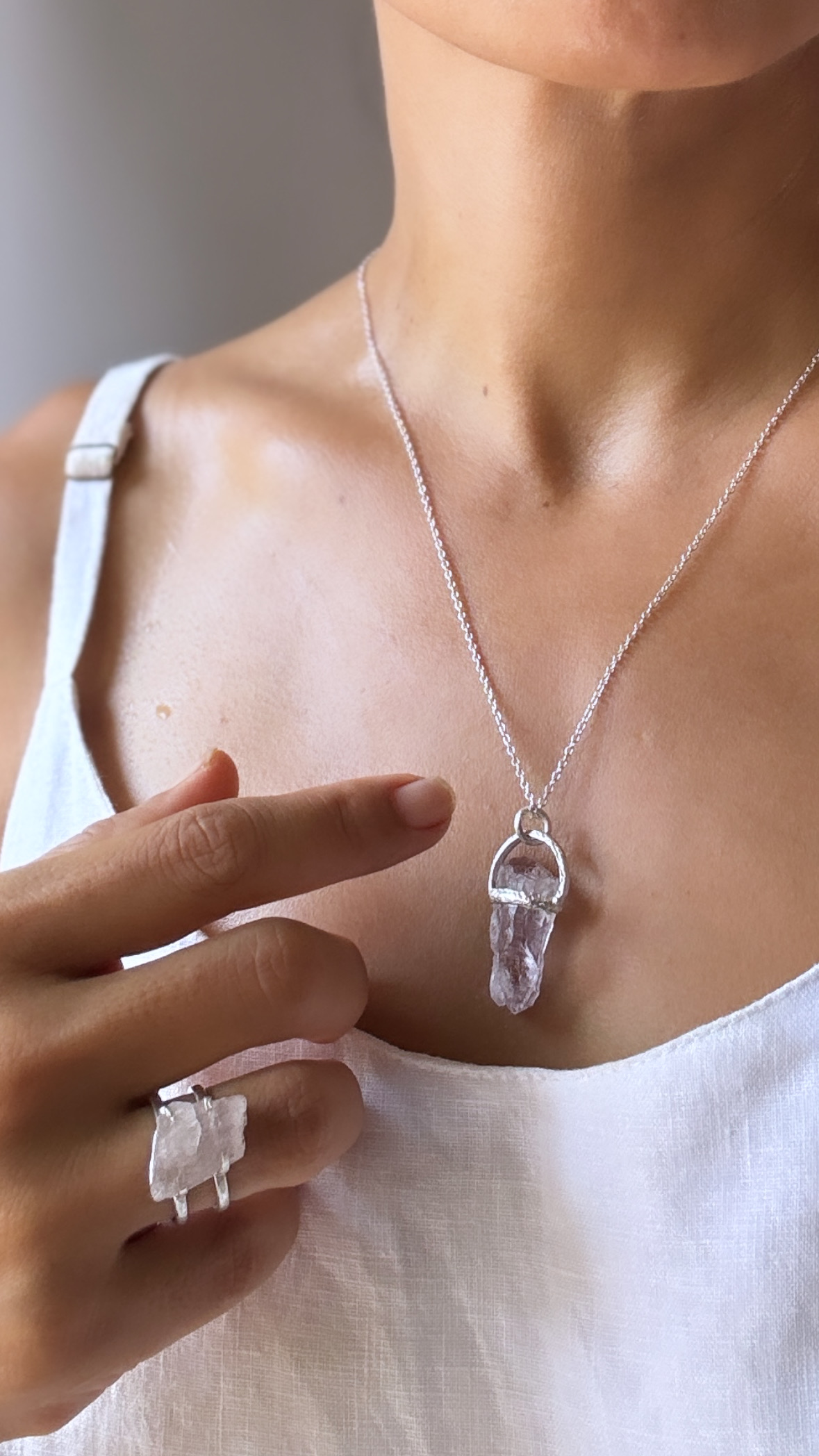 Enchanting Raw Pink Kunzite Silver Necklace - Image 4
