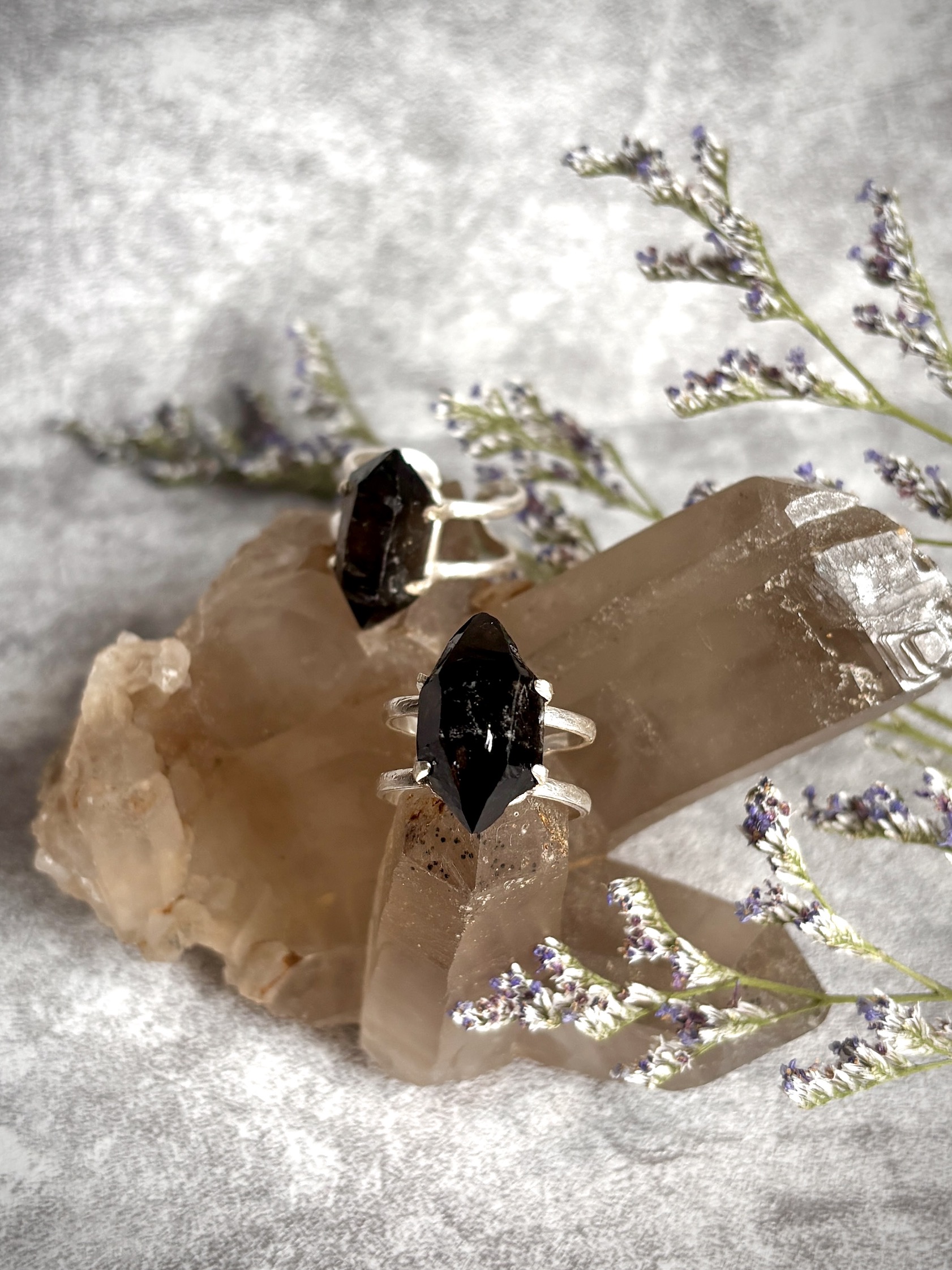 Black Herkirmer Adjustable Ring