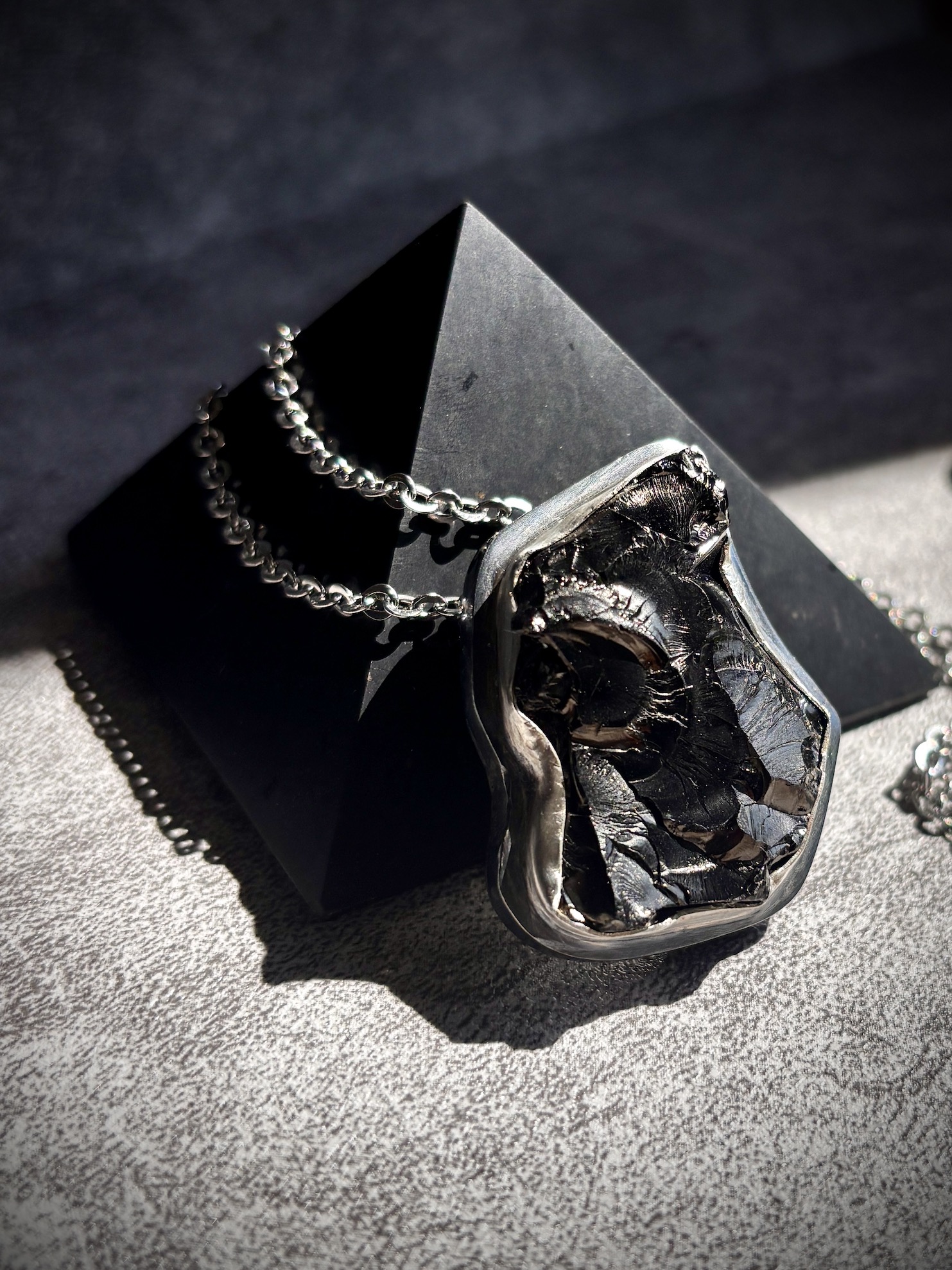 Midnight Halo - Shungite Pendant - Image 3