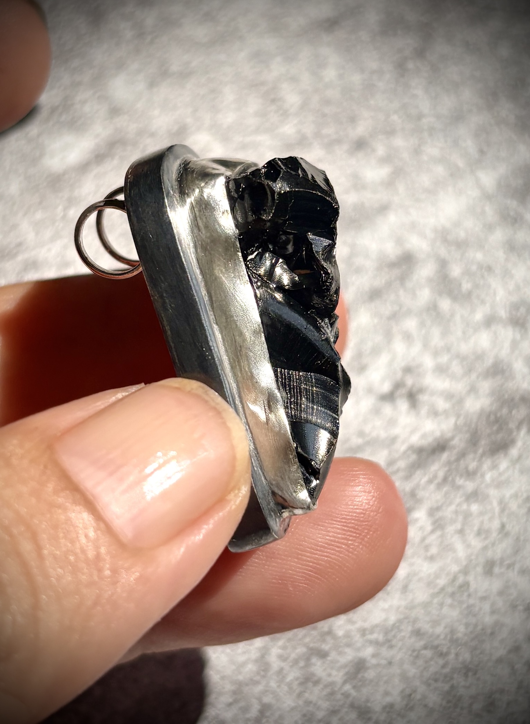 Midnight Halo - Shungite Pendant - Image 4