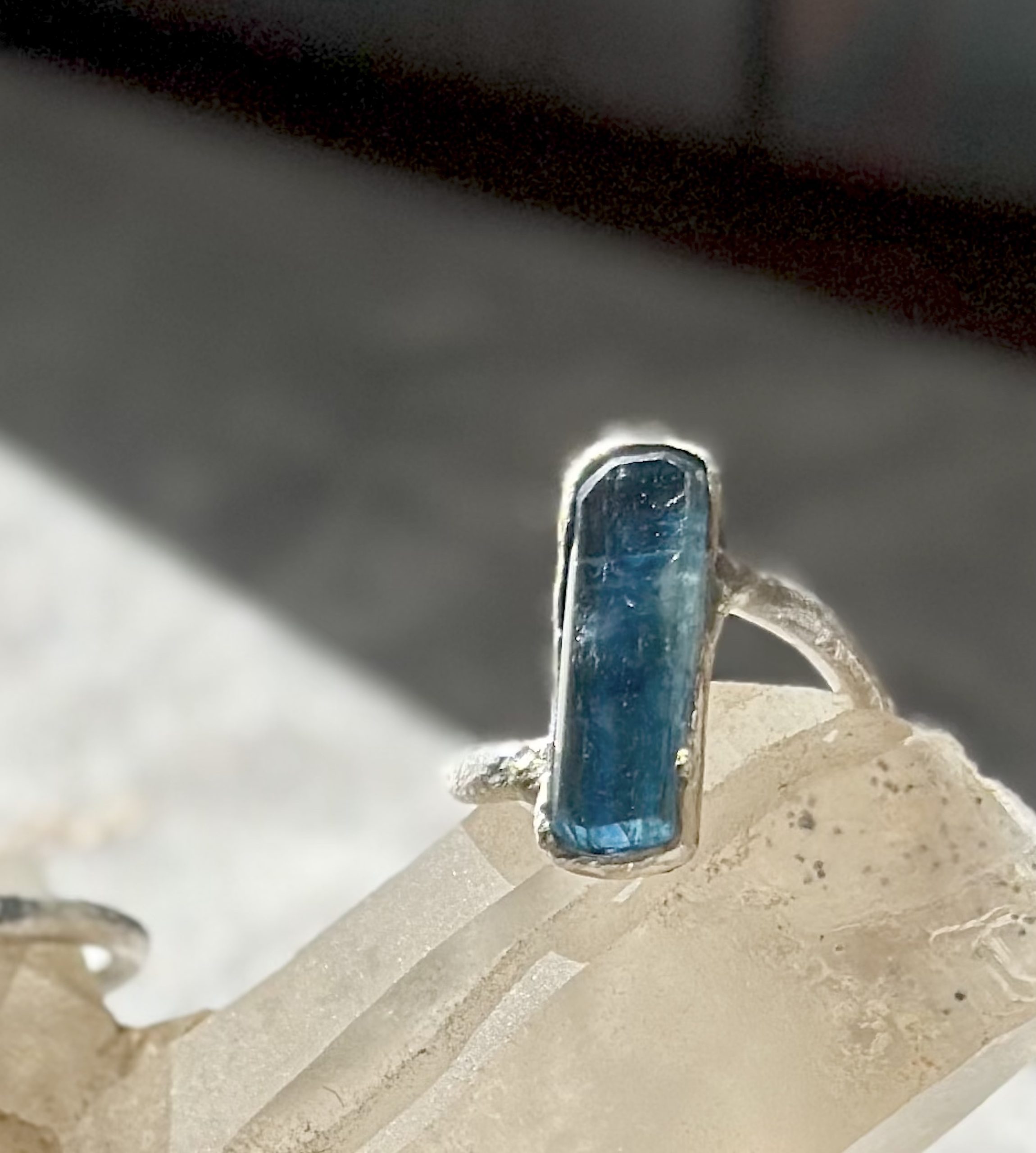 Rustic Circular Ring; Blue Kyanite / Sunstone - Image 4